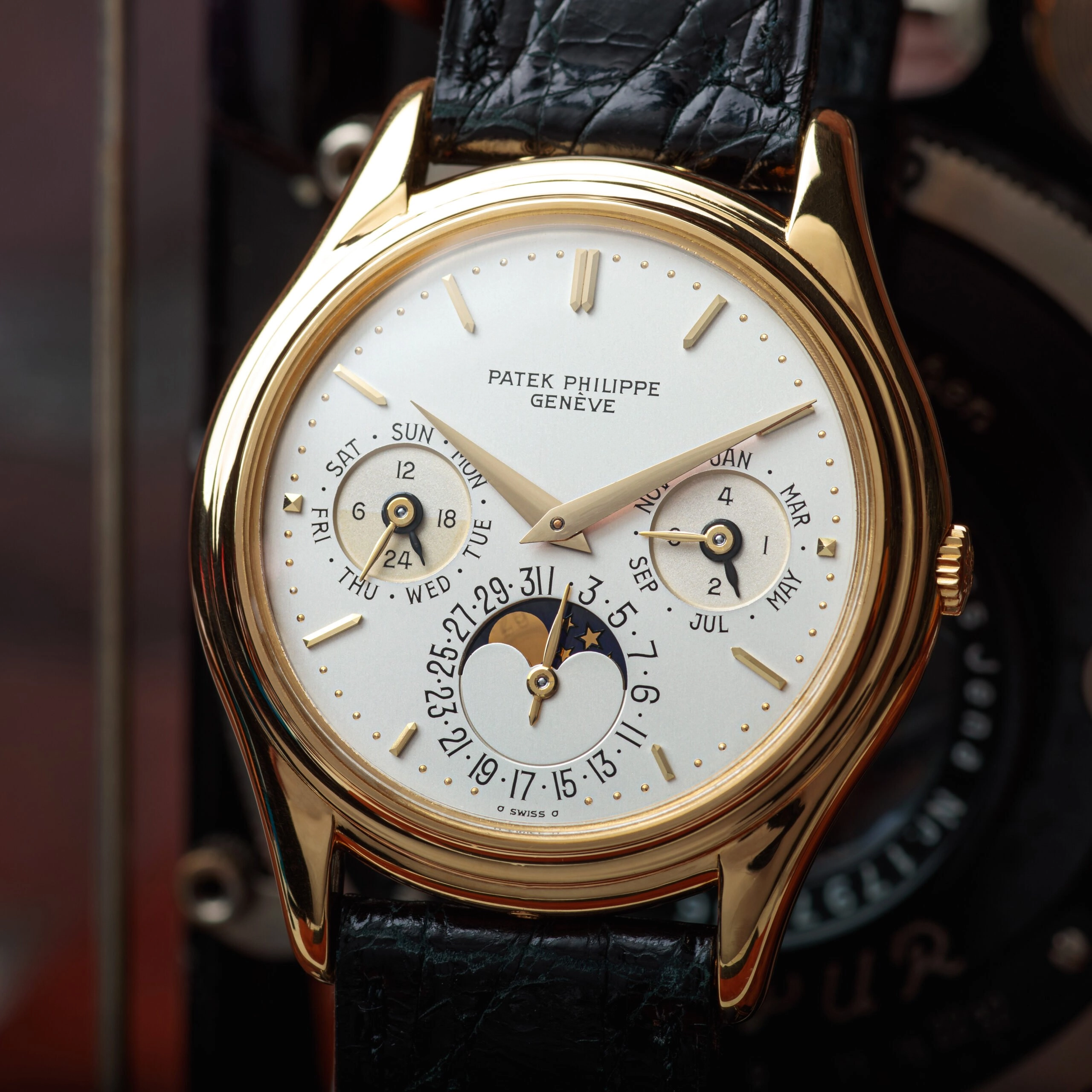 A Favorite Among Legends: The Patek Philippe 3940 Perpetual Calendar
