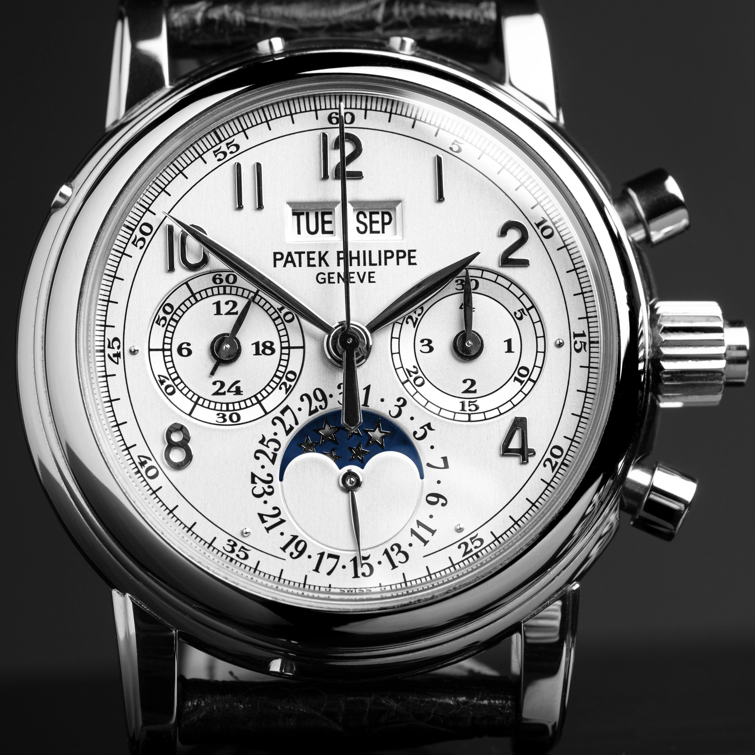 New & Noteworthy: The Patek Philippe 5004G-013 Perpetual Split