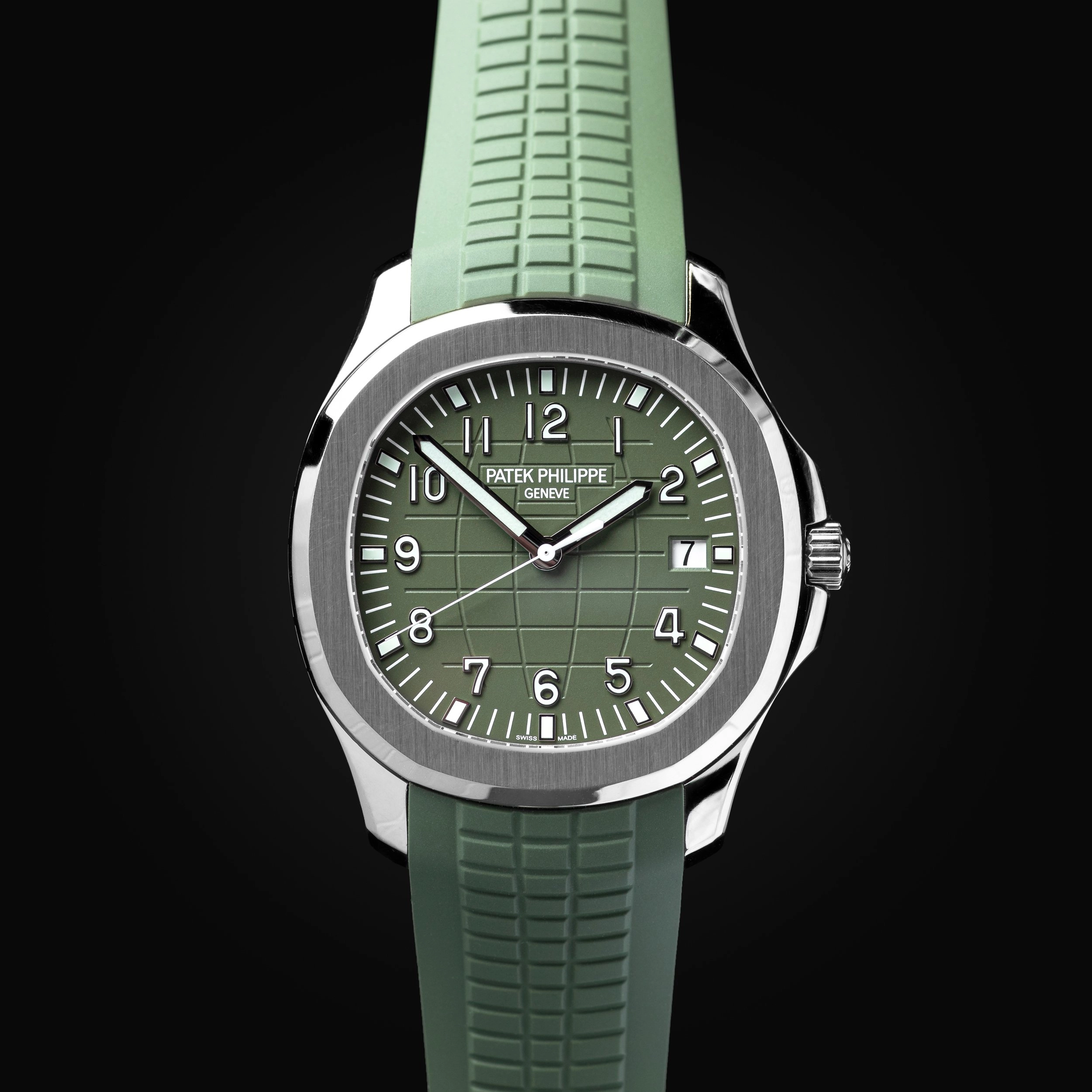 Green with Envy: The Patek Philippe Aquanaut 5168G-010 "Khaki"